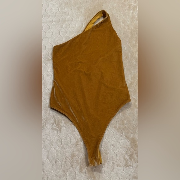 Fabletics Gigi Velour Bodysuit - Picture 5 of 7